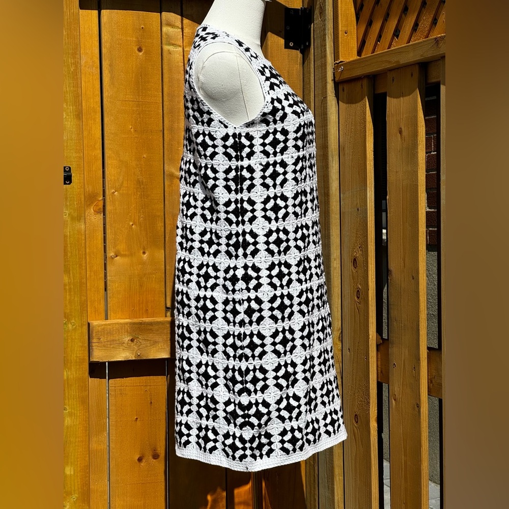 🆕 FARM Rio 🧿 NWOT Patch Crochet Black & White Monochrome Mini Dress - Size S - Picture 7 of 14
